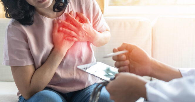8 warning signs your body can send before a heart attack