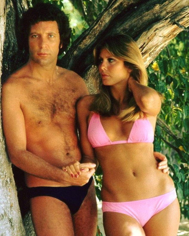 RARE VINTAGE PHOTOGRAPHS: A BEAUTIFUL LOOK AT HOLLYWOOD LEGENDS BEFORE THEY BECAME FAMOUS